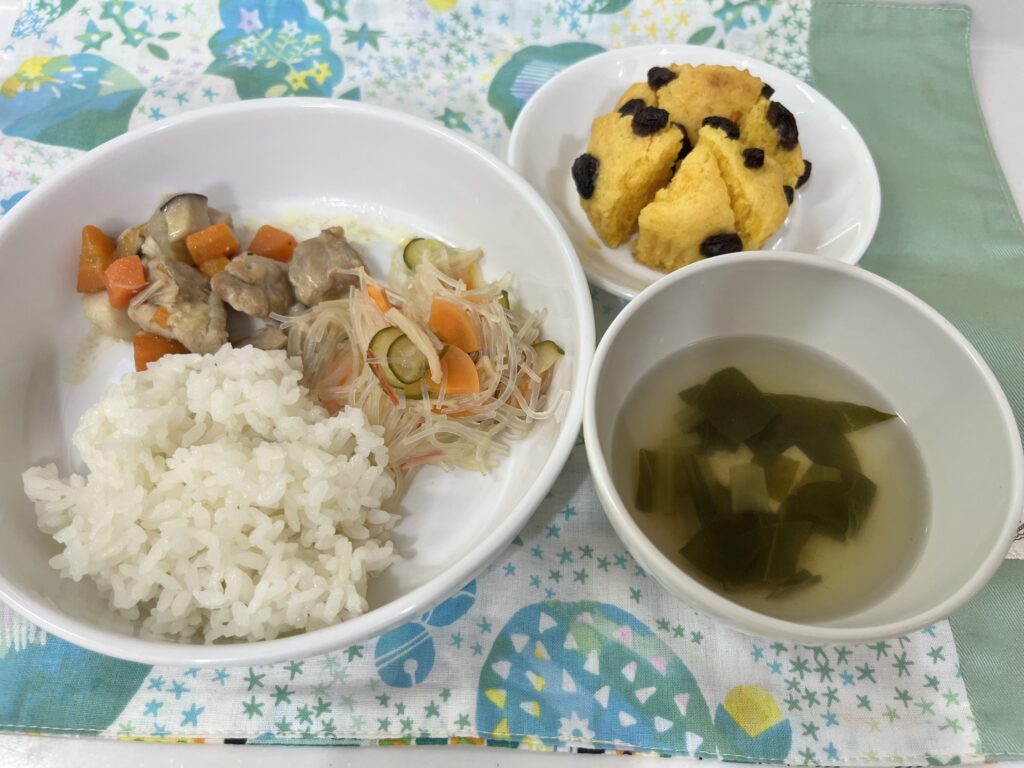 10/1筑前煮風 人参レーズンケーキ