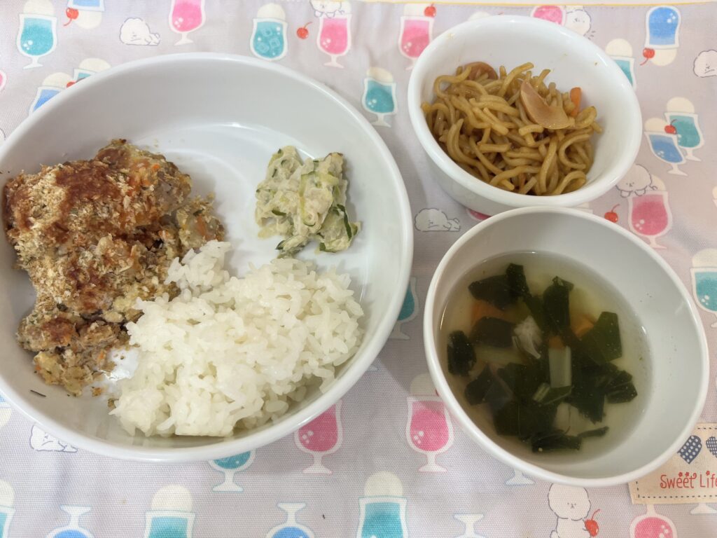 10/8 スコップコロッケ 焼きそば